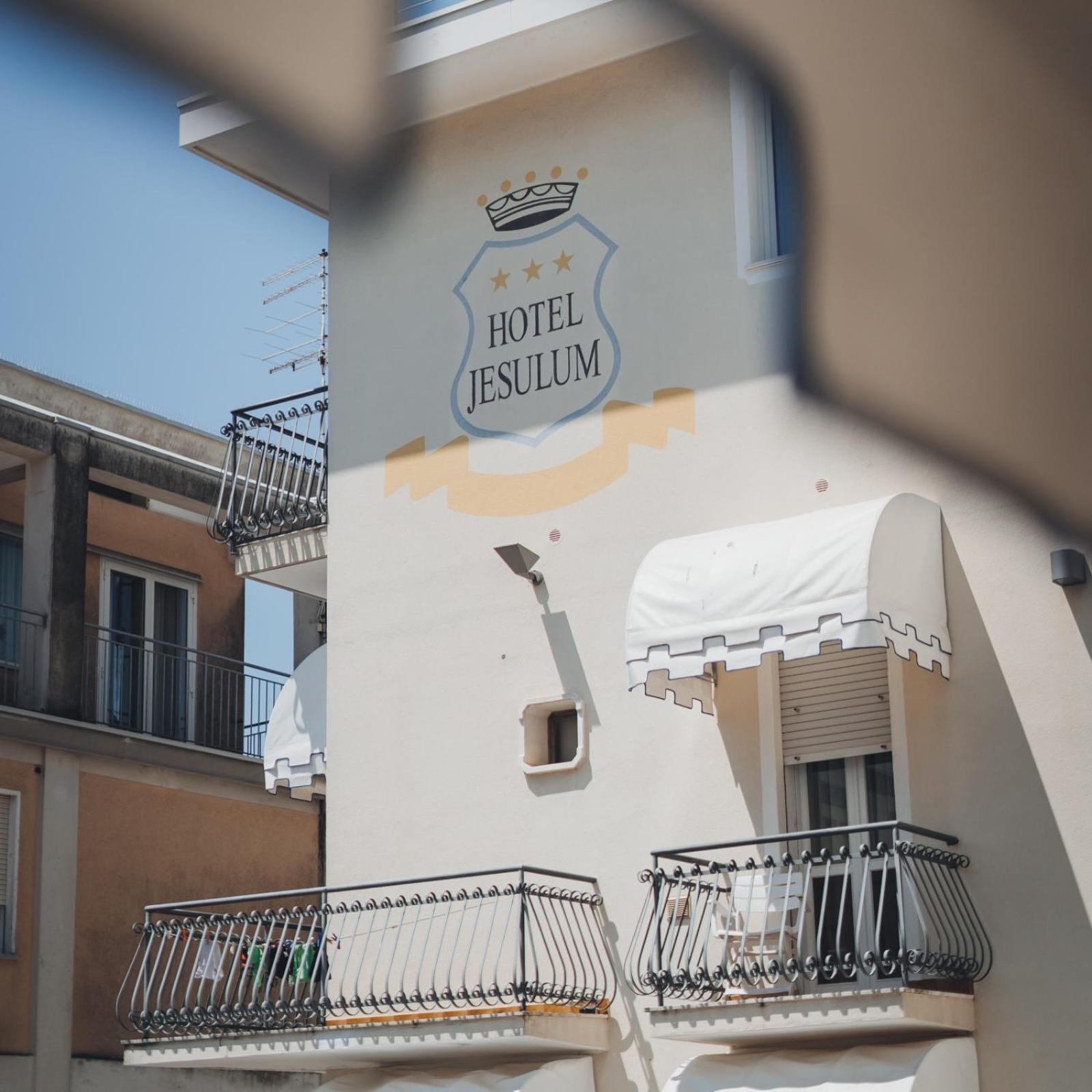 Hotel Jesulum Lido di Jesolo Bagian luar foto