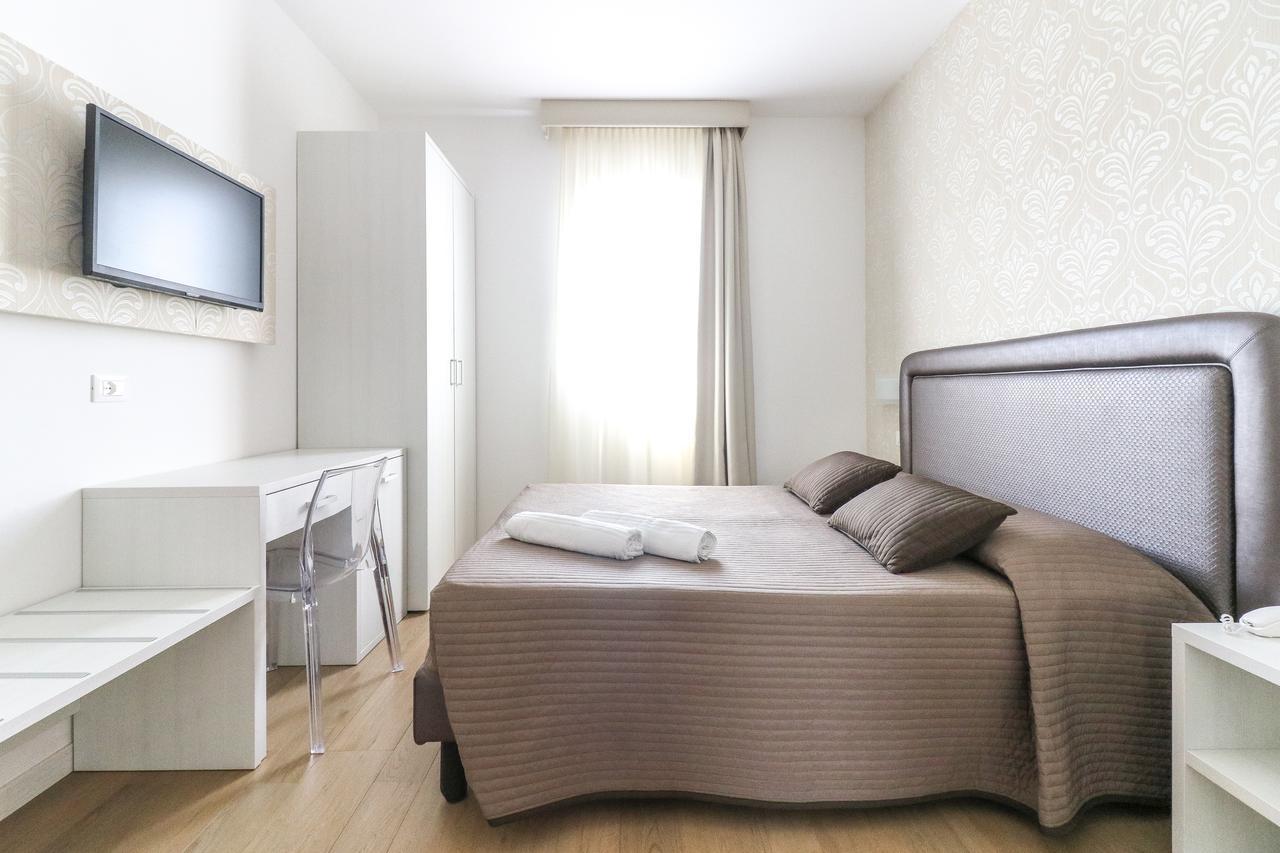 Hotel Jesulum Lido di Jesolo Bagian luar foto